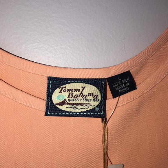 NWT Tommy Bahama Cayman Tank Top Size Large 100% Silk Peach Color Soft Flowy - Picture 2 of 5